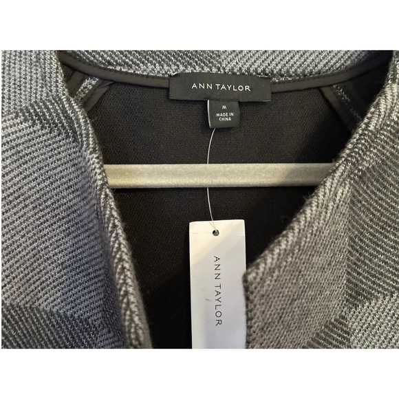 Ann Taylor Womens Wool Cardigan Duster M Gray Checkered Open Front Quiet Luxury - Picture 3 of 9